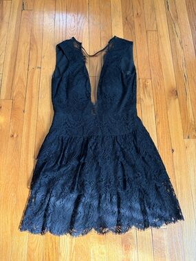 Sleeveless Nicole Miller Black Lace V-Neck Mini Dress Vintage